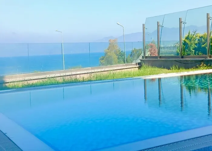 Villa Luxury Seaview With 9000 M2 Access *