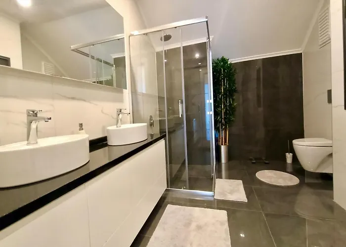 Villa Luxury Seaview With 9000 M2 Access Alanya