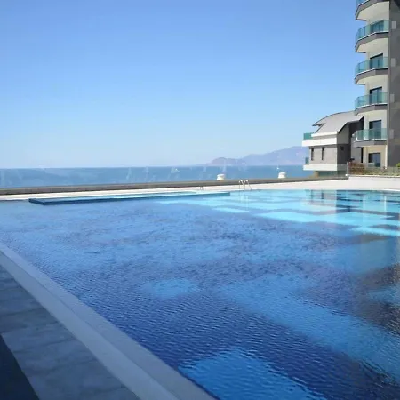 Luxury Seaview With 9000 M2 Access فيلة