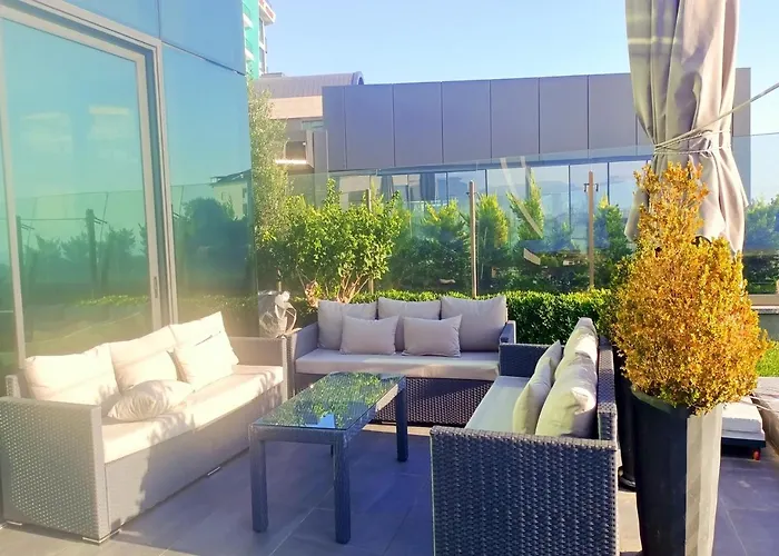 Luxury Seaview With 9000 M2 Access Villa *