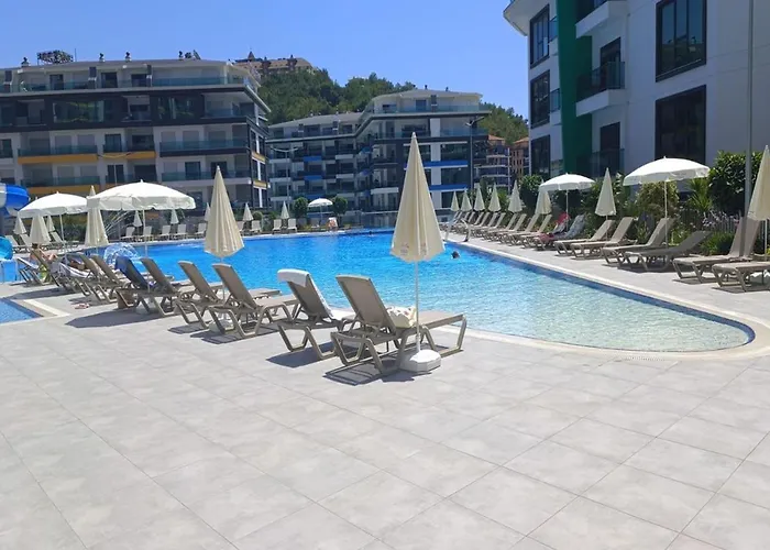 Luxury Seaview With 9000 M2 Access Villa Alanya