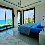ヴィラ Luxury Seaview With 9000 M2 Access *