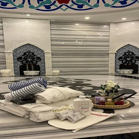 Luxury Seaview With 9000 M2 Access Alanya