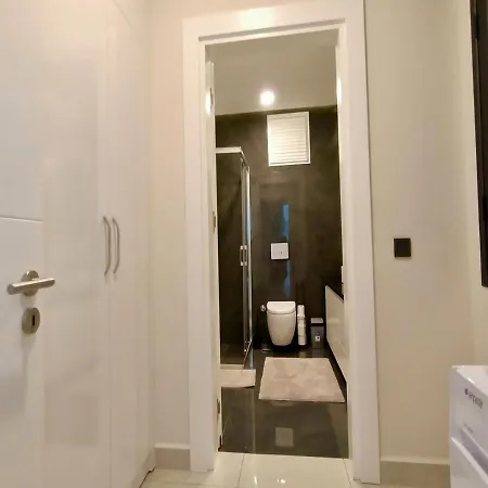 Luxury Seaview With 9000 M2 Access *