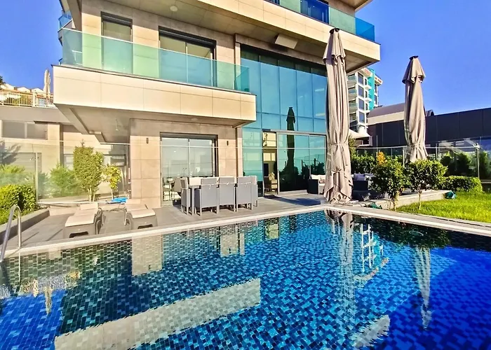 Вилла Luxury Seaview With 9000 M2 Access