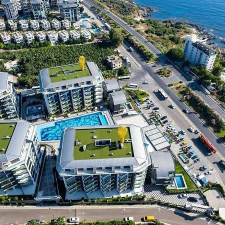 Luxury Seaview With 9000 M2 Access * Alanya