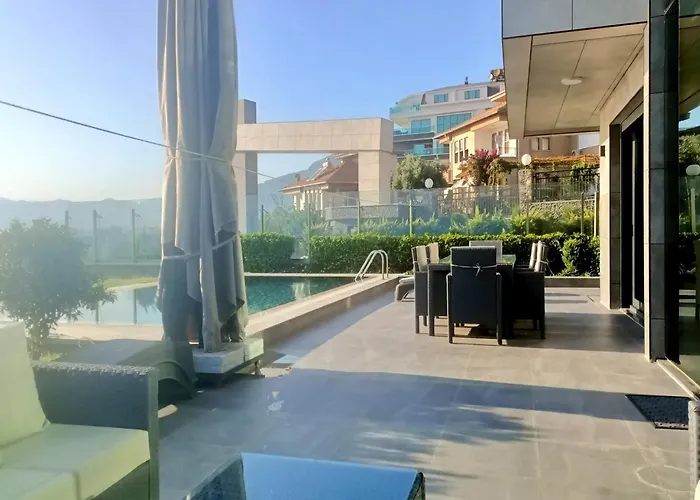 Luxury Seaview With 9000 M2 Access * Аланія